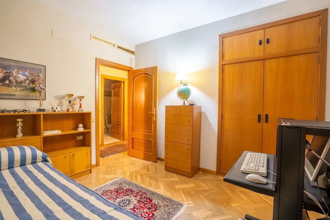 Chalet adosado en venta en CL Major