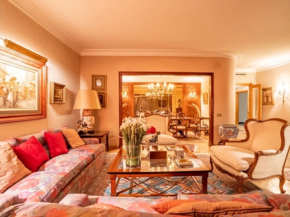 Chalet adosado en venta en CL Major