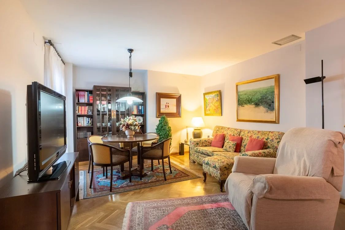 Chalet adosado en venta en CL Major