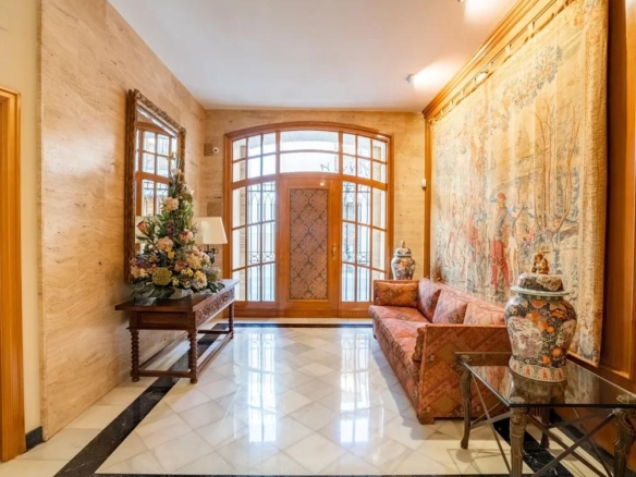 Chalet adosado en venta en CL Major