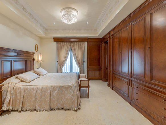Piso de Lujo en venta en Calle de Colón