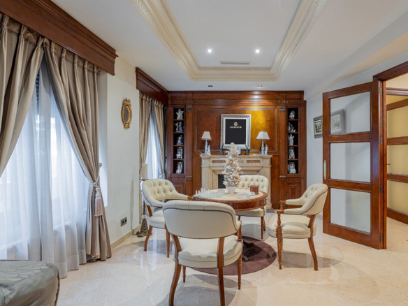 Piso de Lujo en venta en Calle de Colón
