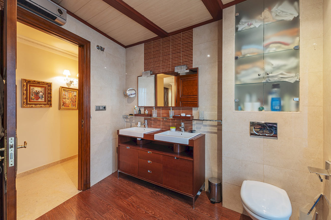 Piso de Lujo en venta en Calle de Colón
