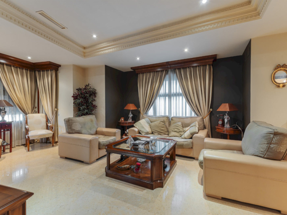 Piso de Lujo en venta en Calle de Colón
